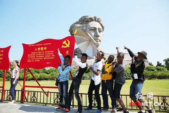 1501054280777506.jpg 2796d595d32202befe5b4f8ca45b4ad2.jpg