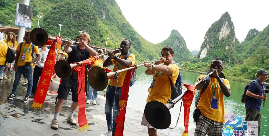 1693977770976869.jpg 2 650.jpg