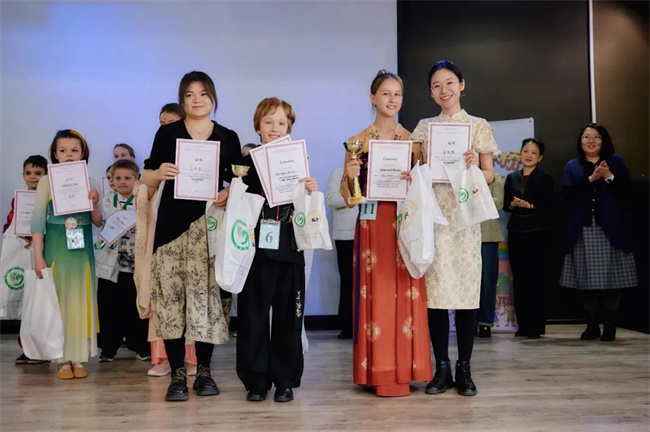 1745121644761381.jpg 11.jpg