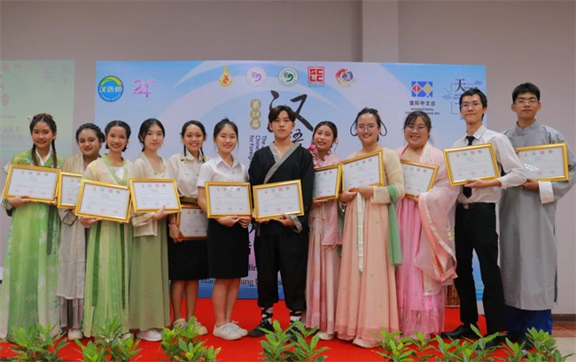 1745546457860411.jpg 15.jpg