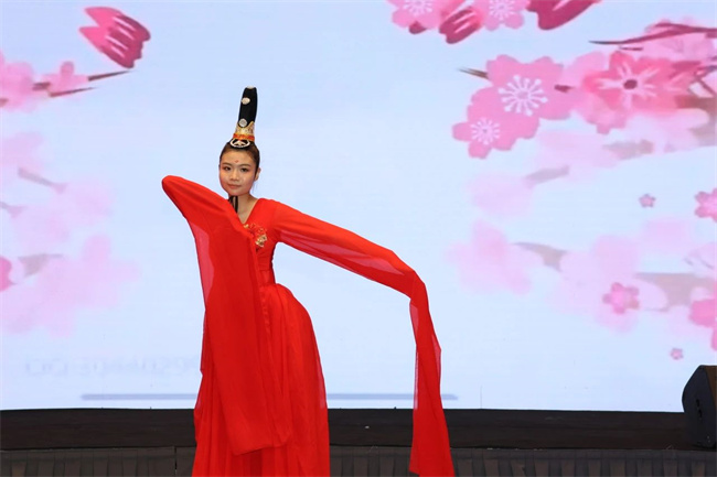 1746512673824526.jpg 18.jpg