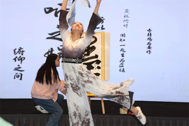 1746512726143877.jpg 21.jpg