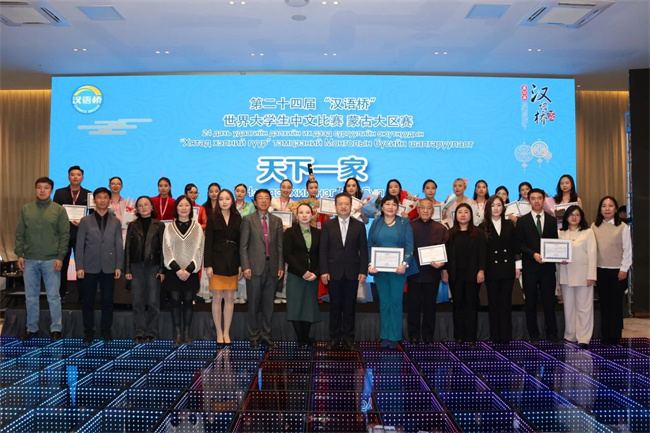 1746513453378618.jpg 39.jpg