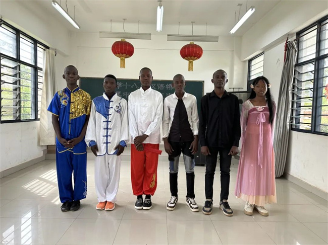 1746583201107998.jpg 9.jpg