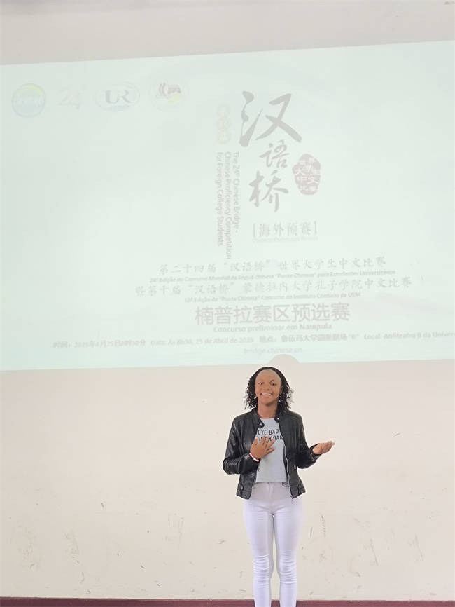 1747205393693976.jpg 露西.jpg