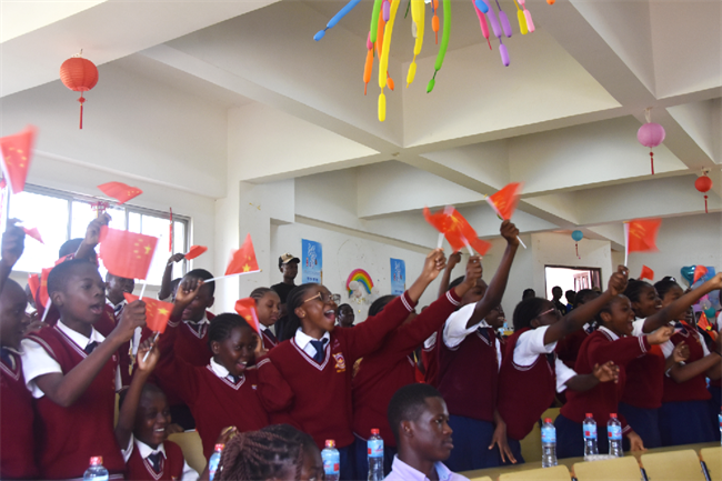 1747820498822517.png 观众2.png