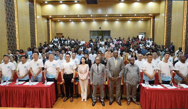 1748412502501015.png 活动现场.png