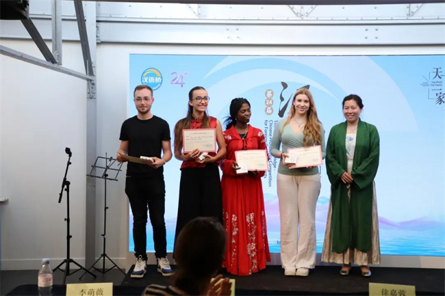 1749037772160123.jpg 5.jpg