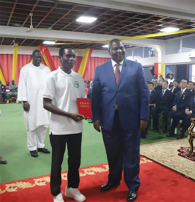 1749092308890921.jpg 1.jpg