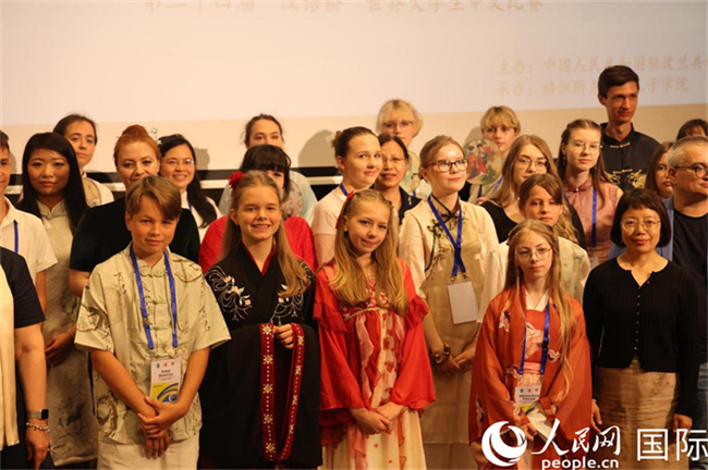 1749610176876469.jpg 65002.jpg