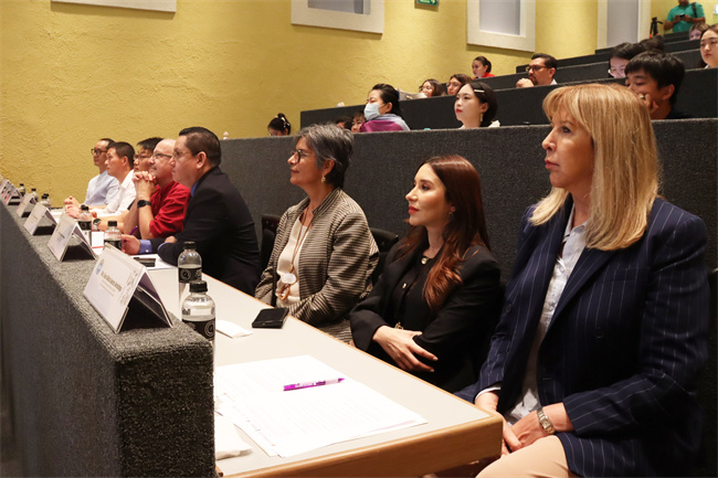 1749713972679937.jpg Jurado e invitados2- Concurso Puente Chino 2025- IC UANL.jpg