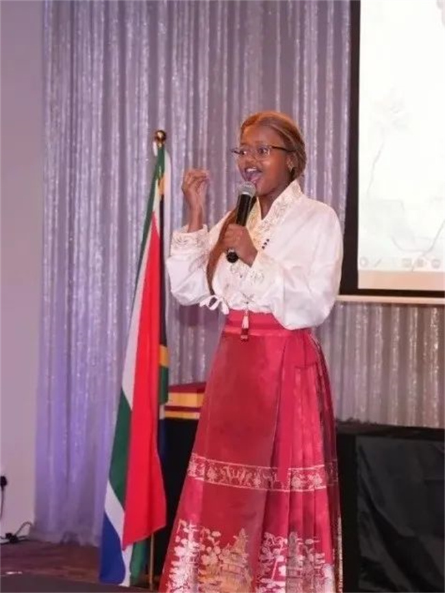 1751443504934369.jpg 3.jpg