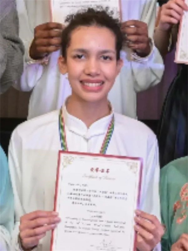 1751443587707986.jpg 8.jpg