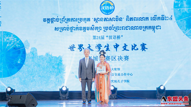 1752568915402427.jpg 8938ad7a4a7e4baaa36694a0872e3574.jpg