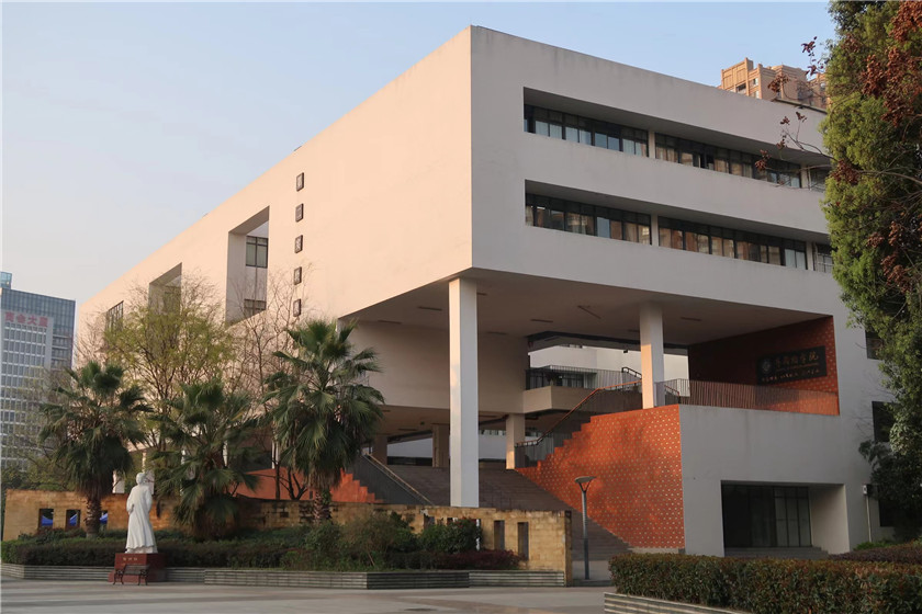 02 第二实验楼 Second laboratary building.jpg