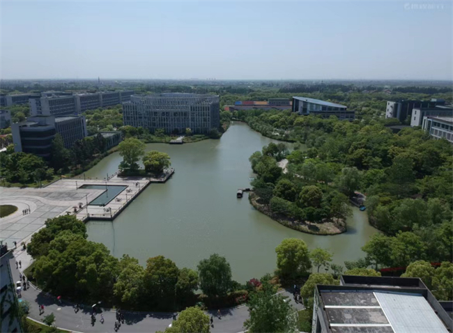 1672297700415499.jpeg 4.桐乡乌镇校区景色.jpg