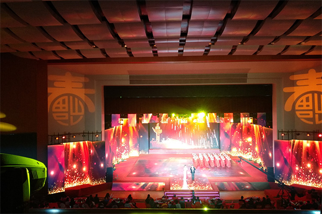 学校设施 礼堂.jpg