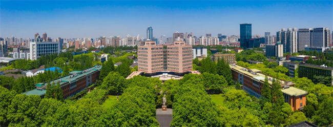 05校园鸟瞰 Aerial View of the Campus.jpg