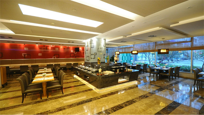 15自助餐厅 Cafeteria.jpg