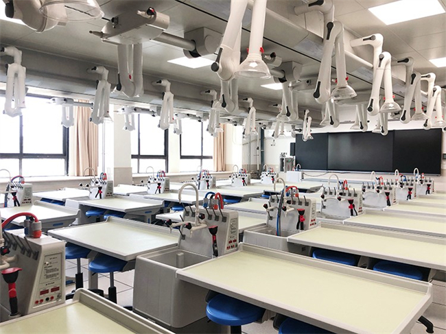 实验室 laboratory.jpg