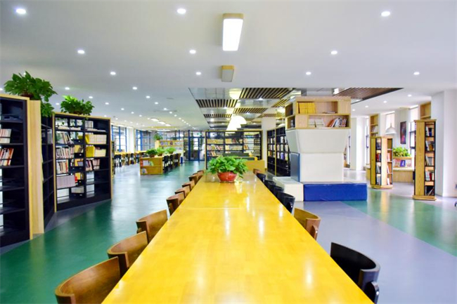 Library 图书馆.jpg