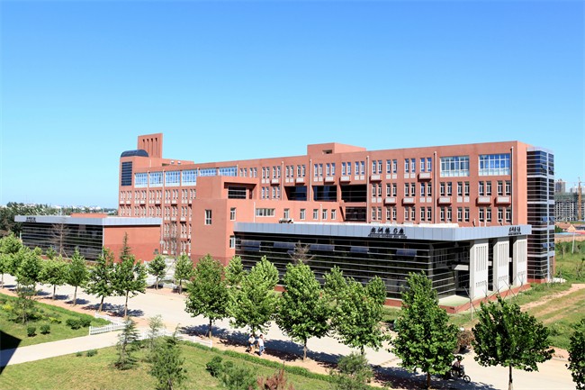 12 学院实训C大楼College Training Building C.jpg